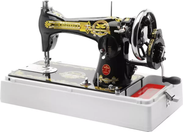 Механическая швейная машина